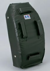 【イサミ】ボディミット