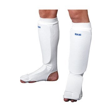 ISAMI レッグガード 100A ATHLETIC 収納袋付き ISAMI レッグガード 100A ATHLETIC 収納袋付き トータルレッグガード