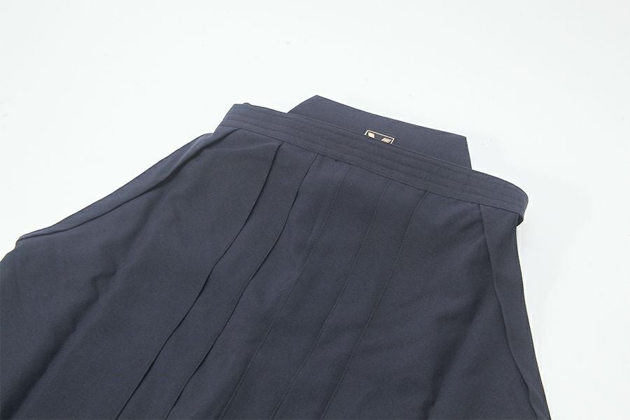 超軽量！高機能！ポリエステル居合袴『VIXIA（ヴィクシア）』黒